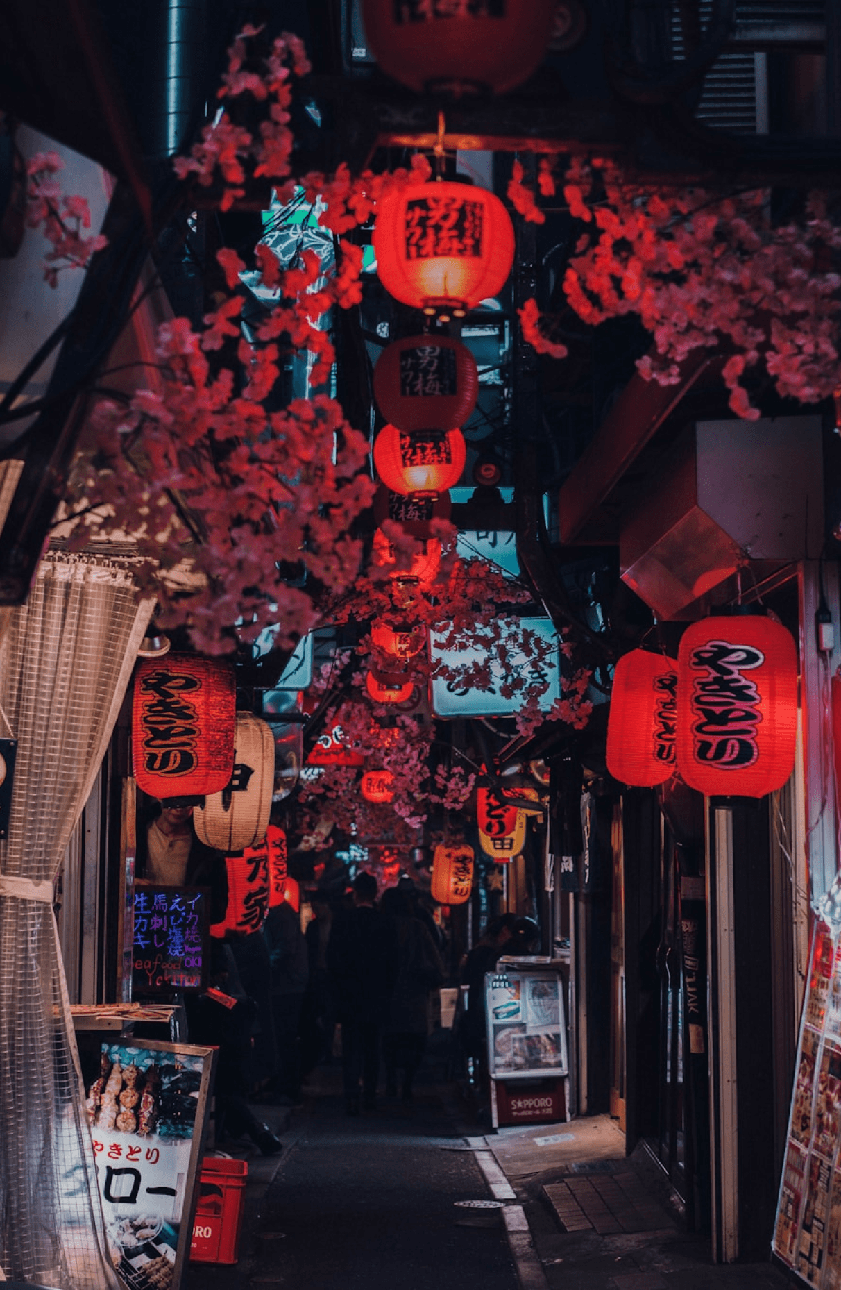 FIND YOUR PERFECT TRAVEL COMPANIONS EFFORTLESSLY.